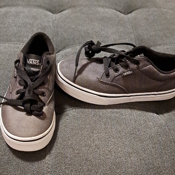 Vans Other - Vans Kids Charcoal Gray Sneakers Size Youth 4 New